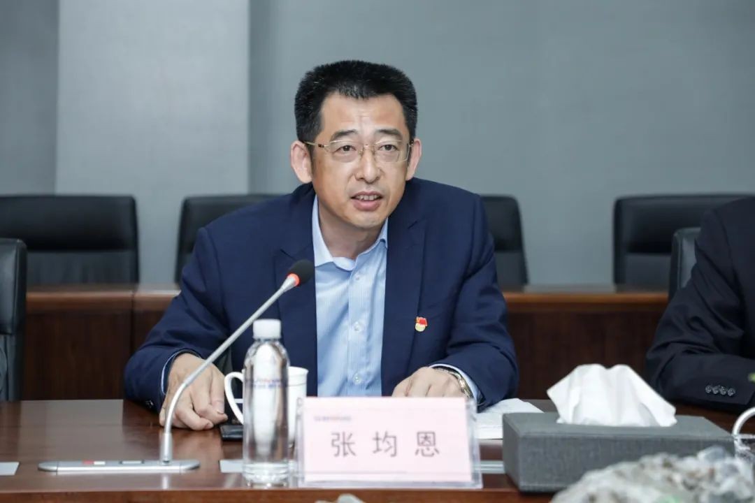 以党建促营业，以营业强党建——青岛西海岸公用事业集团考察尊龙凯时ag智能