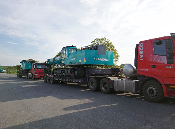 尊龙凯时ag智能全新一代SWTC35B起重机征战越南