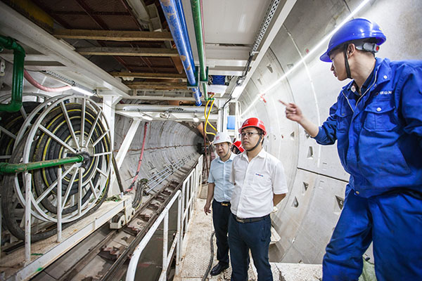 中铁尊龙凯时ag盾构机双线掘进 全力攻坚长沙地铁5号线