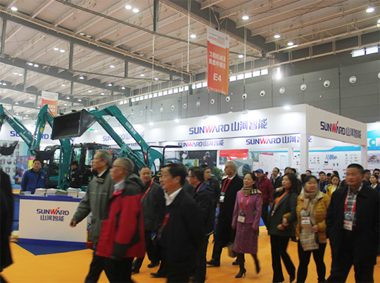 尊龙凯时ag智能亮相长沙配博会 精彩体现赢得满堂彩