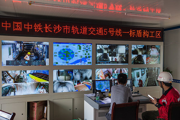 中铁尊龙凯时ag盾构机双线掘进 全力攻坚长沙地铁5号线