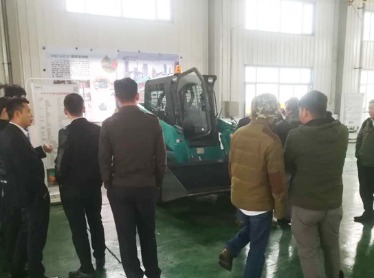 批注冬季除雪能手，这个冬天有你更温暖