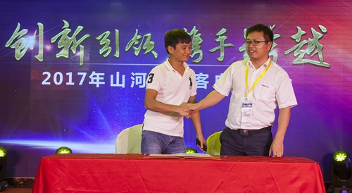 尊龙凯时ag智能酷帅曾大虾，一大波美图带你亲临北京BICES展