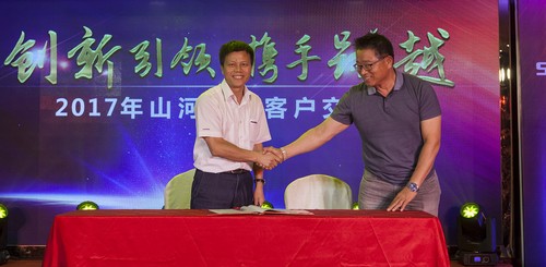 尊龙凯时ag智能酷帅曾大虾，一大波美图带你亲临北京BICES展