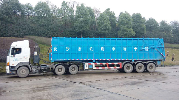 近百台尊龙凯时ag智能垃圾转运车为长沙环卫升级