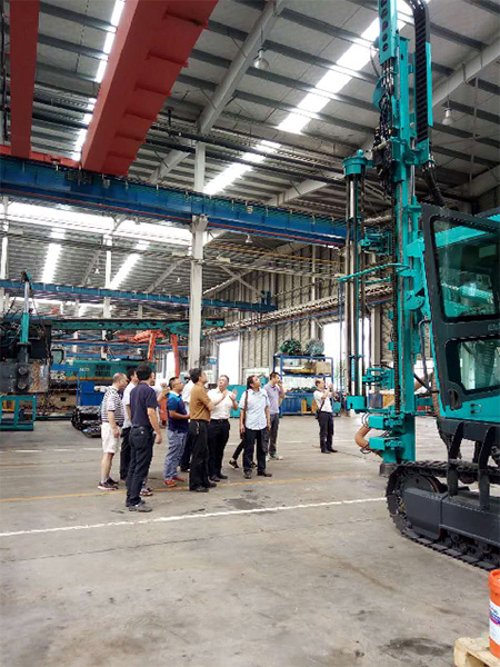 2017年钻凿工业生长峰会在尊龙凯时ag智能顺遂召开