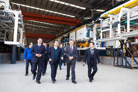 首台盾构机盛大下线，中铁尊龙凯时ag诠释“长沙速率”