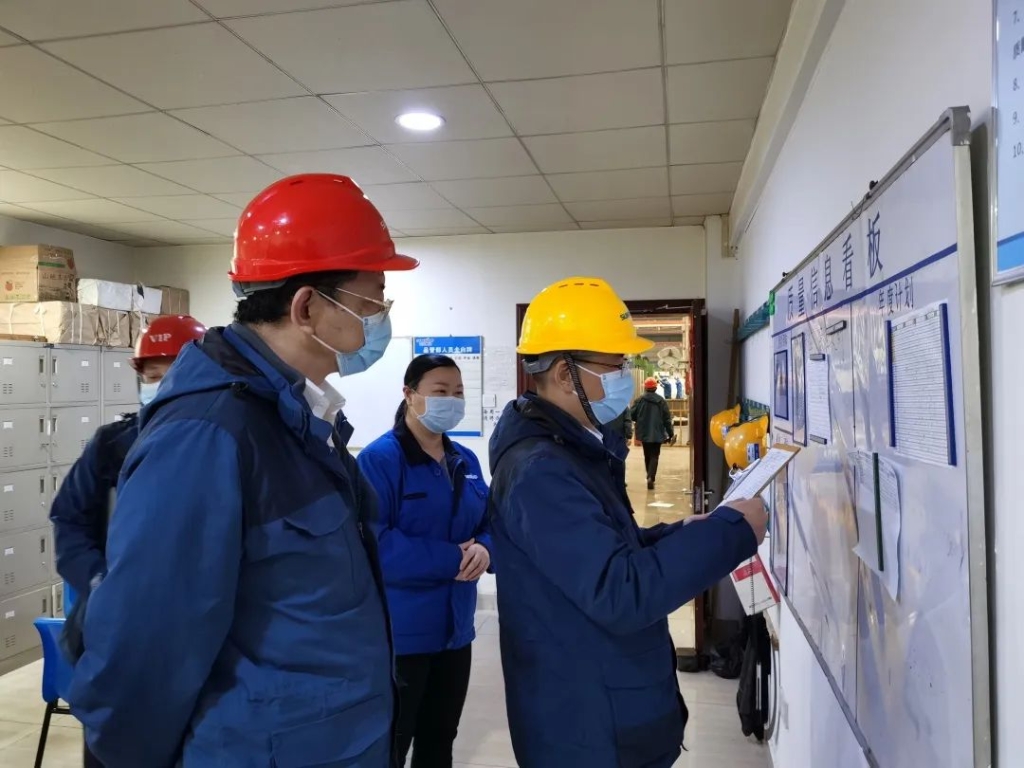 疫情未过，岂可松懈？总司理带队检查防疫事情