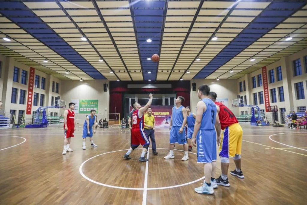 “520” 尊龙凯时ag智能以球会友中建五局三公司