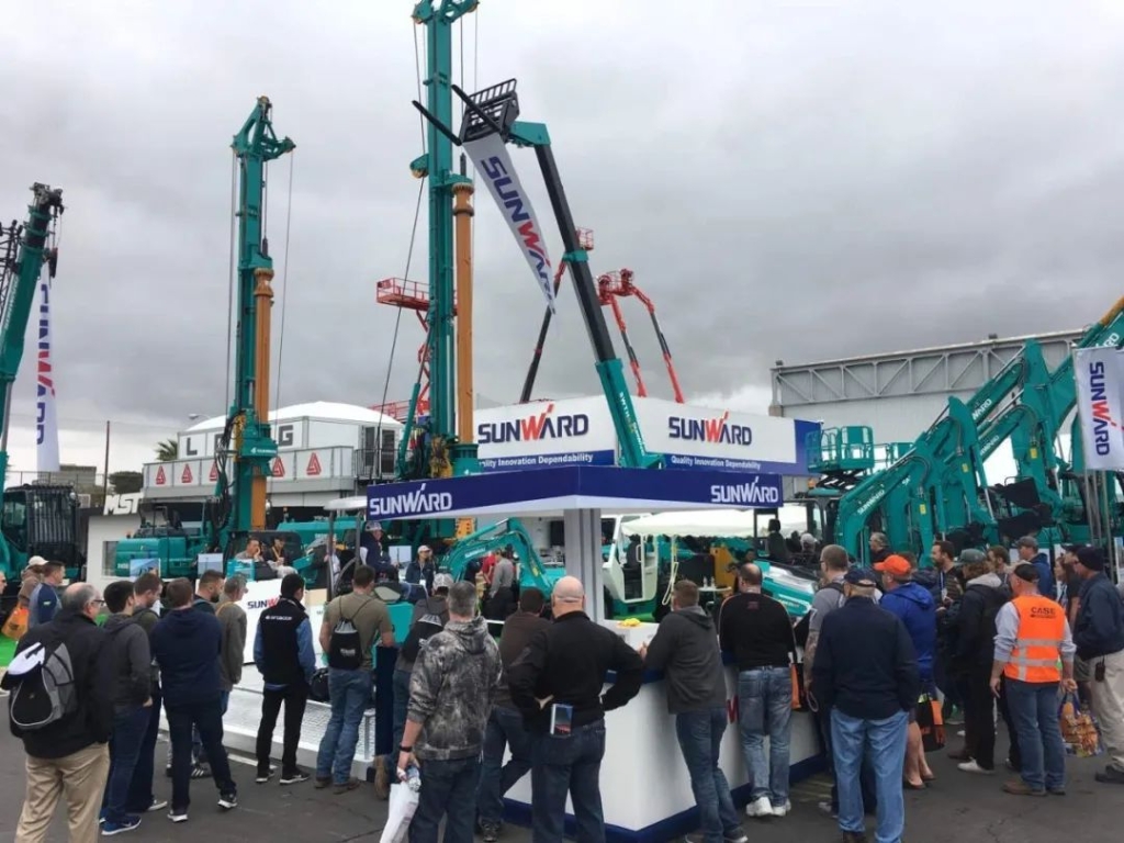 尊龙凯时ag智能全新亮相美国工程机械展