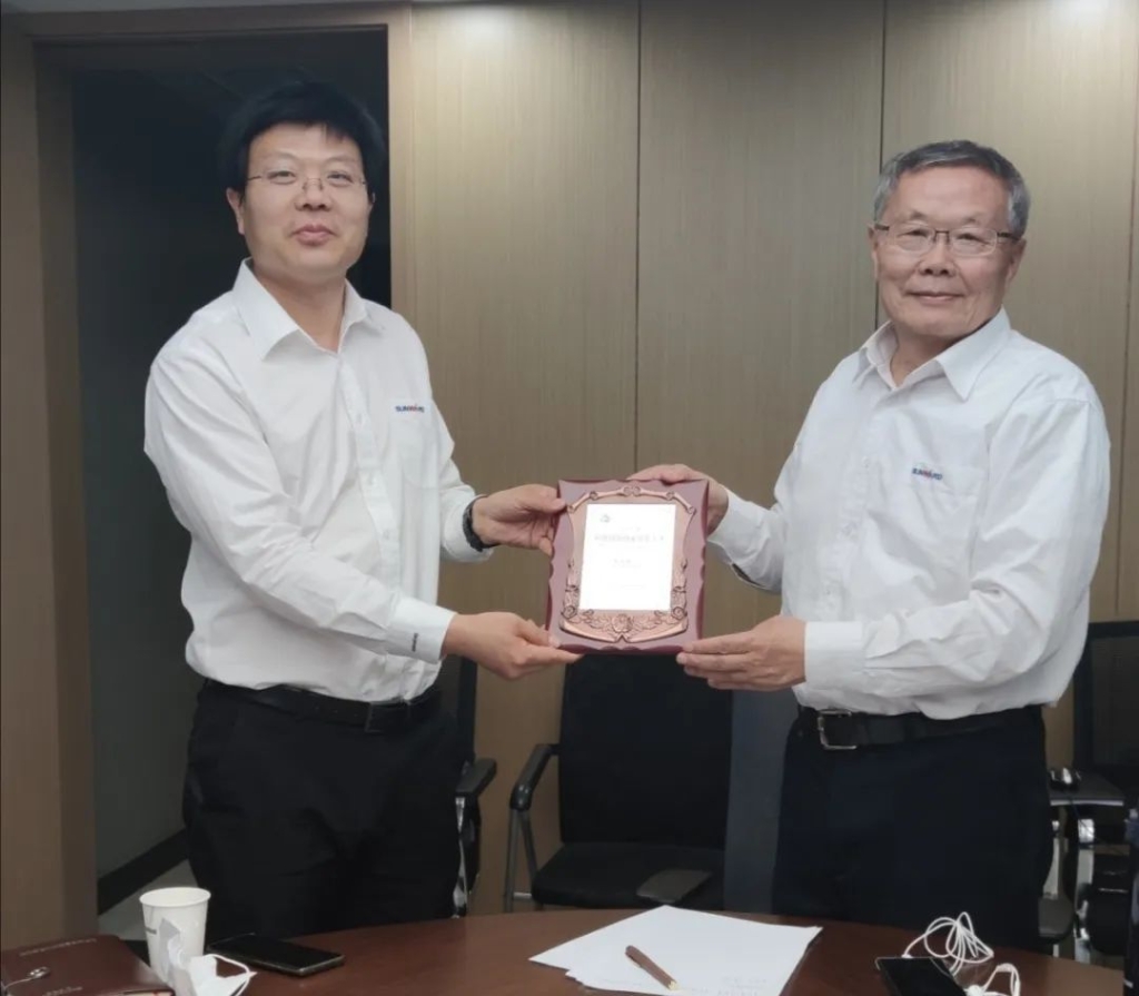 喜讯！尊龙凯时ag智能副总司理张大庆荣获长沙市科技立异创业领武士才