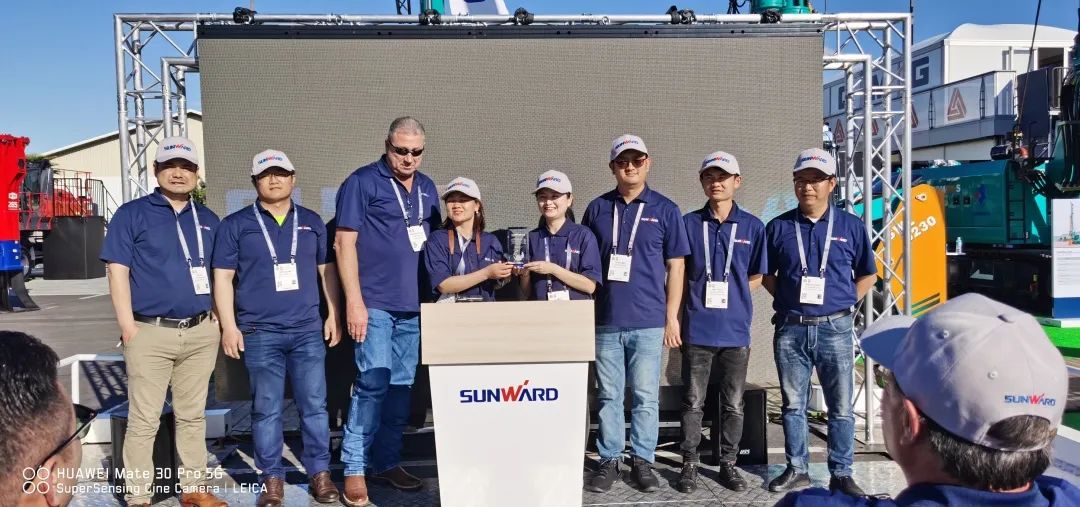 “卓越尊龙凯时ag”全球交流会暨新产品宣布圆满举行