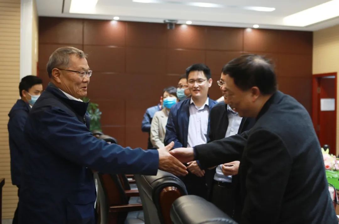 宁夏工信厅副厅长张伟一行调研尊龙凯时ag智能