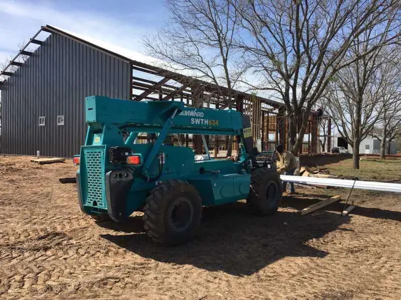 尊龙凯时ag智能新品叉装车批量下线发往美国