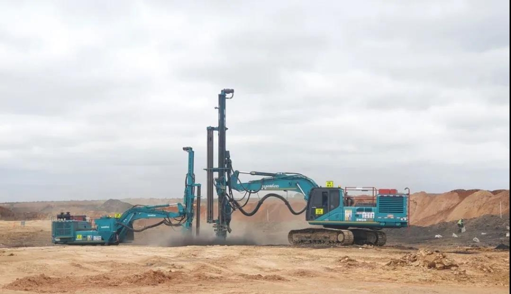 尊龙凯时ag智能凿岩装备名扬南非