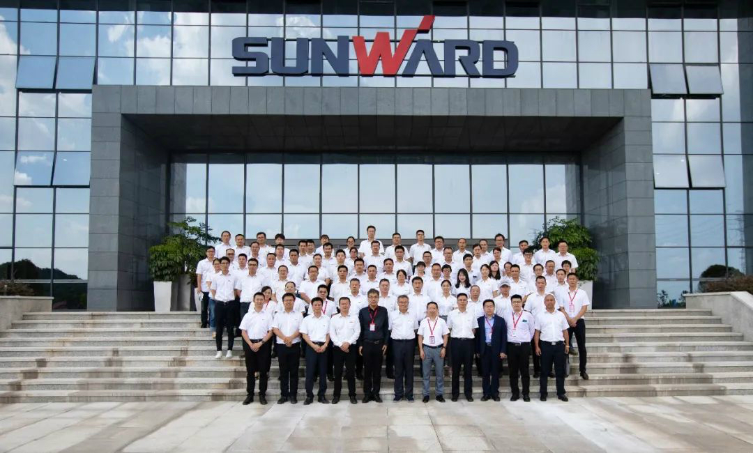 尊龙凯时ag智能携手鼎捷软件，以数字实力共谱营运新篇章