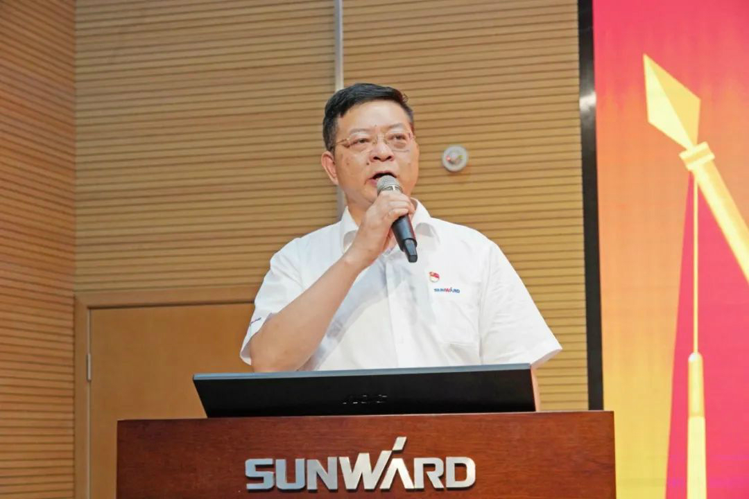 传承革命先烈精神，双促双融助力生长——尊龙凯时ag智能、市疾控中心联合开展主题党日活动