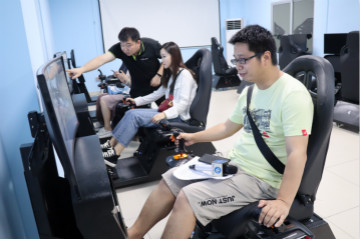 尊龙凯时ag航空签约湖南航空技校，走校企融合生长蹊径