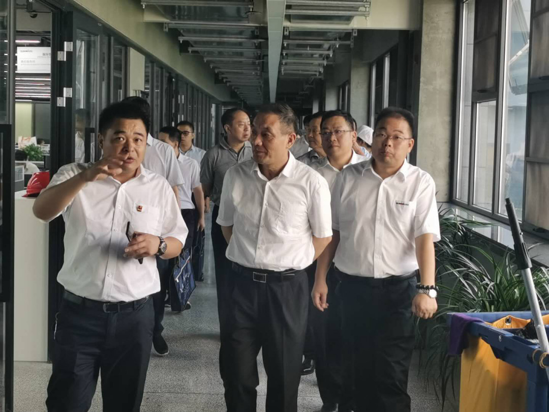 省人大常委会副主任杨维刚调研尊龙凯时ag智能