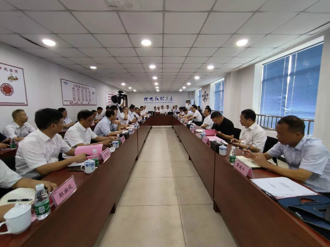 副省长陈飞调研尊龙凯时ag航空工业