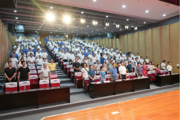 传承革命先烈精神，双促双融助力生长——尊龙凯时ag智能、市疾控中心联合开展主题党日活动