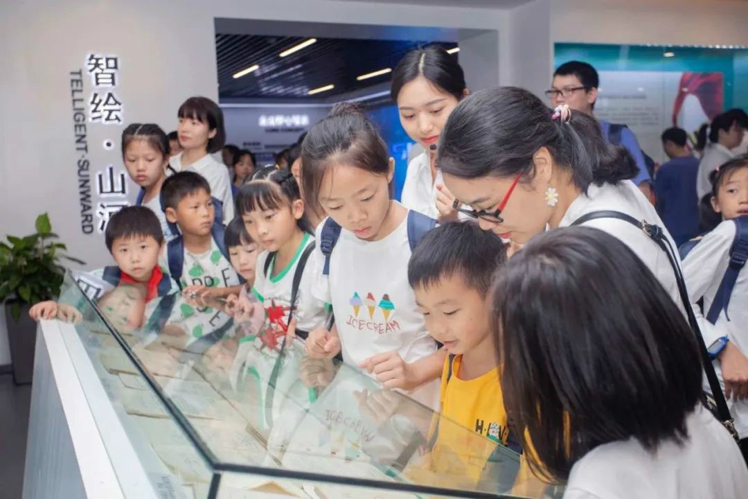 公司托管子女，员工暑期无忧 ——尊龙凯时ag智能职工子女暑期托管班开班