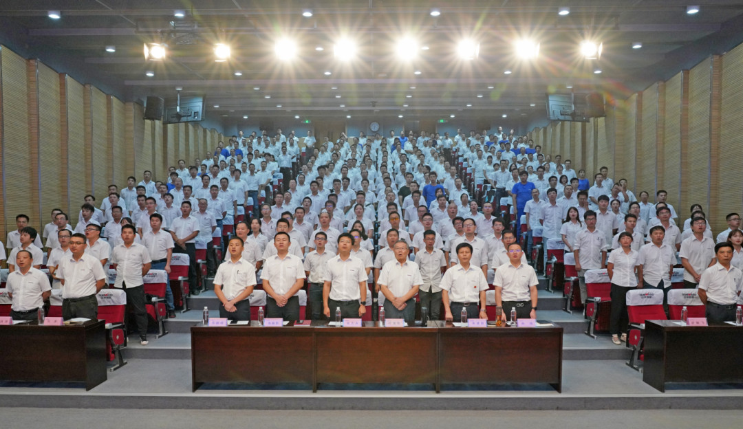 致敬研发 | 尊龙凯时ag智能举行职称评定事情总结暨职称证书揭晓仪式