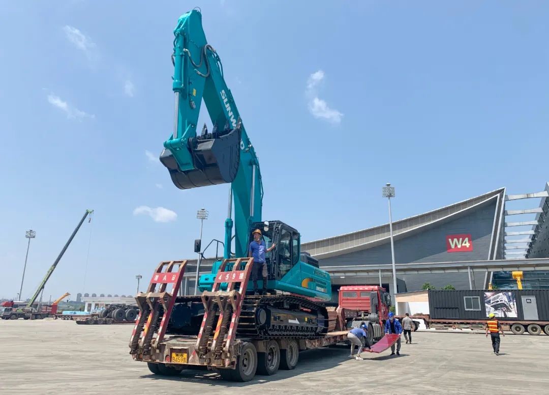 进场布展！2021年长沙国际工程机械展倒计时，尊龙凯时ag智能展区亮点提前剧透