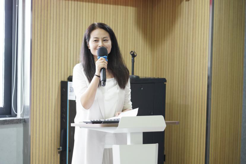 “尊龙凯时ag杯”首届PPT解说大赛顺遂举行