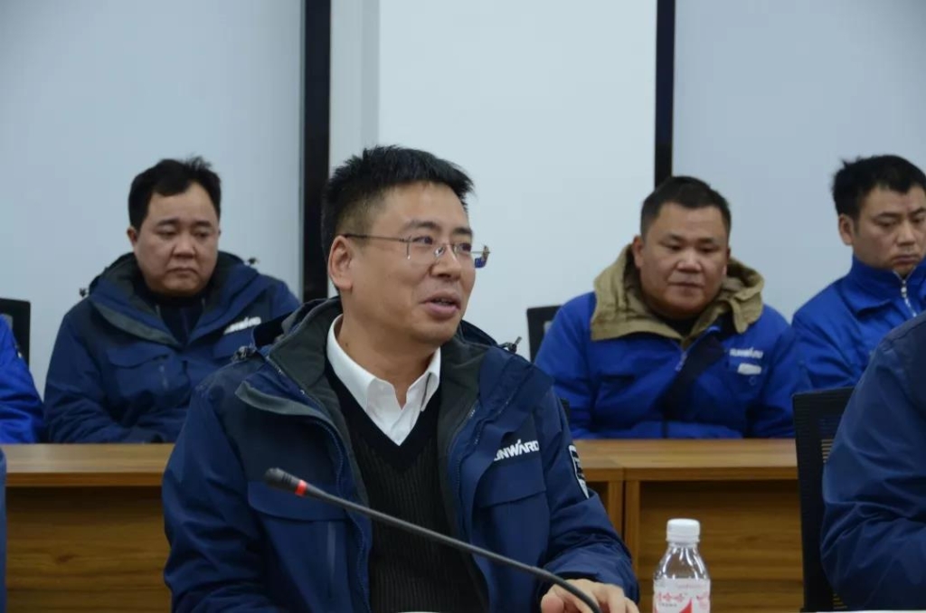 尊龙凯时ag智能召开春节难题职工座谈会