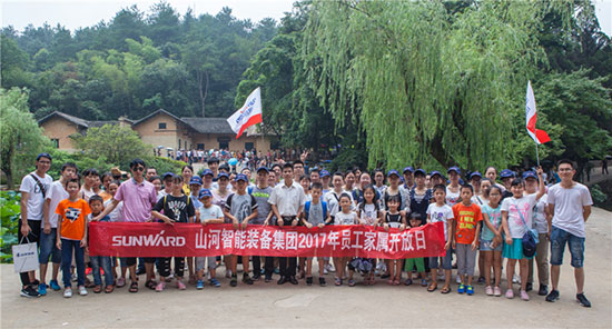 这个炎天，亲子玩转尊龙凯时ag智能“三栖”装备