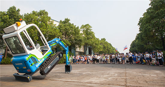 这个炎天，亲子玩转尊龙凯时ag智能“三栖”装备