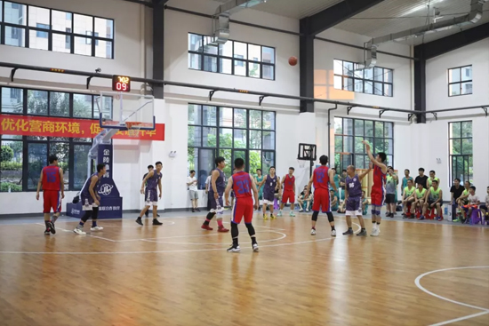 以球为媒，首届“尊龙凯时ag杯”篮球约请赛架起政企连心桥