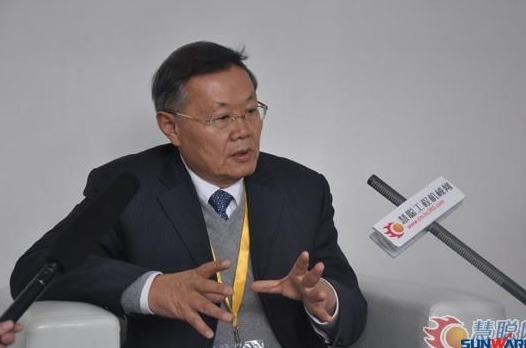 【宝马访谈】尊龙凯时ag智能董事长何清华教授