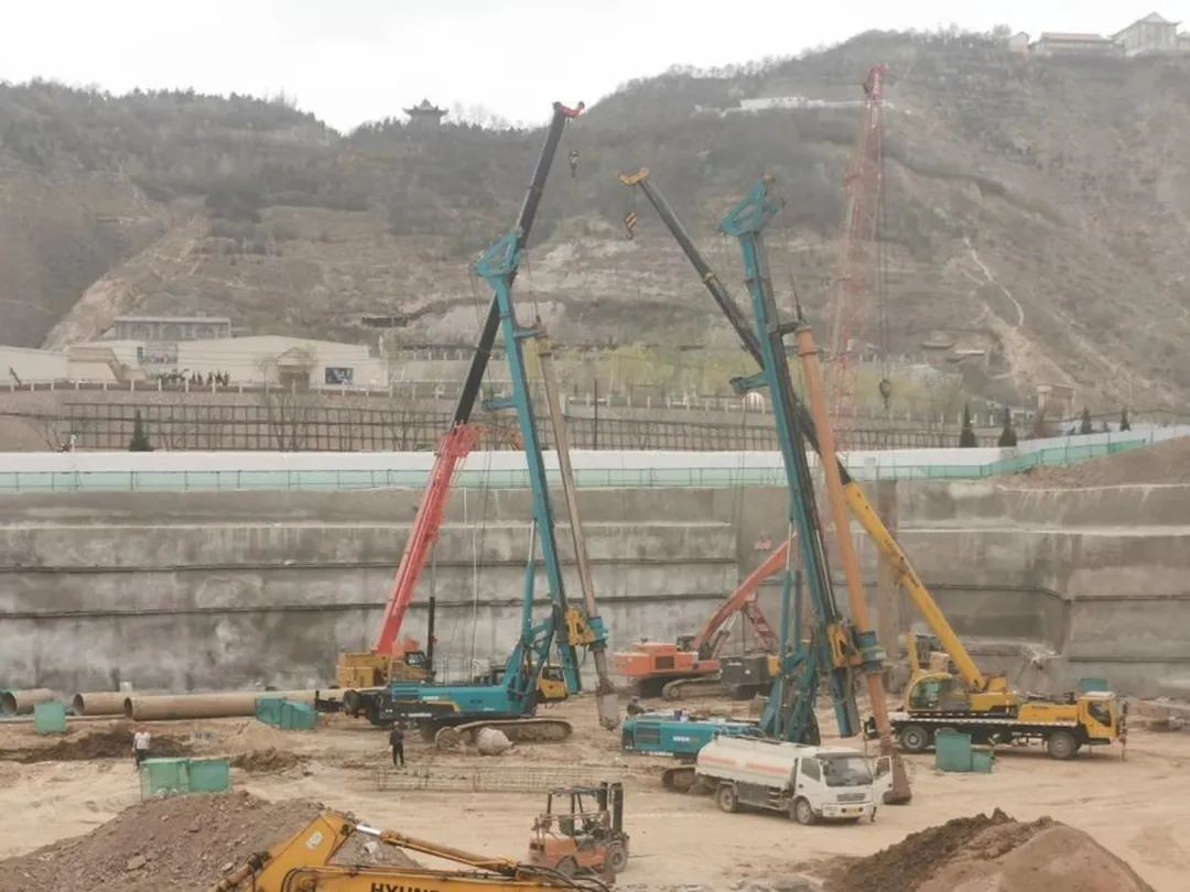 金戈铁马工程路 风雨无阻选尊龙凯时ag