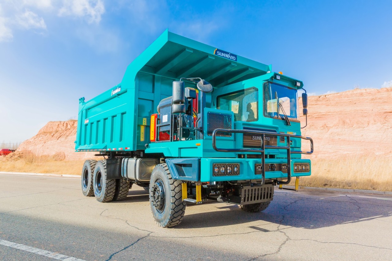 批量出口印度尼西亚！尊龙凯时ag智能矿卡征战矿山前线