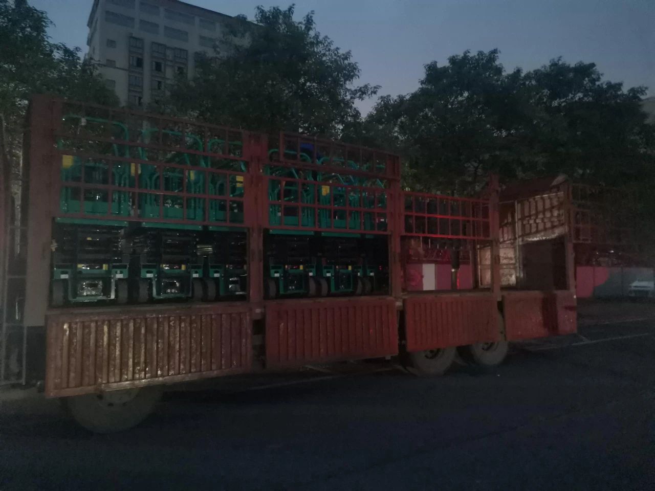 30小时，8小我私家，10台装备，我们说到做到！