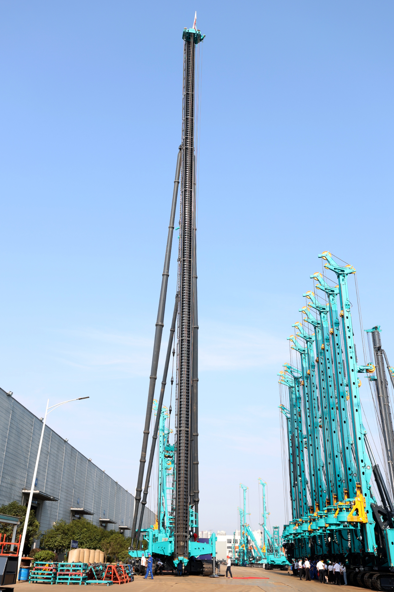 新品来了！看尊龙凯时ag智能超等桩架怎样⊙∪”操胜券