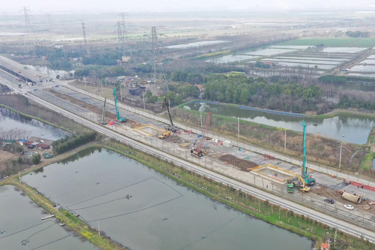 征战天下首条智慧高速，尊龙凯时ag智能旋挖钻机凭什么？