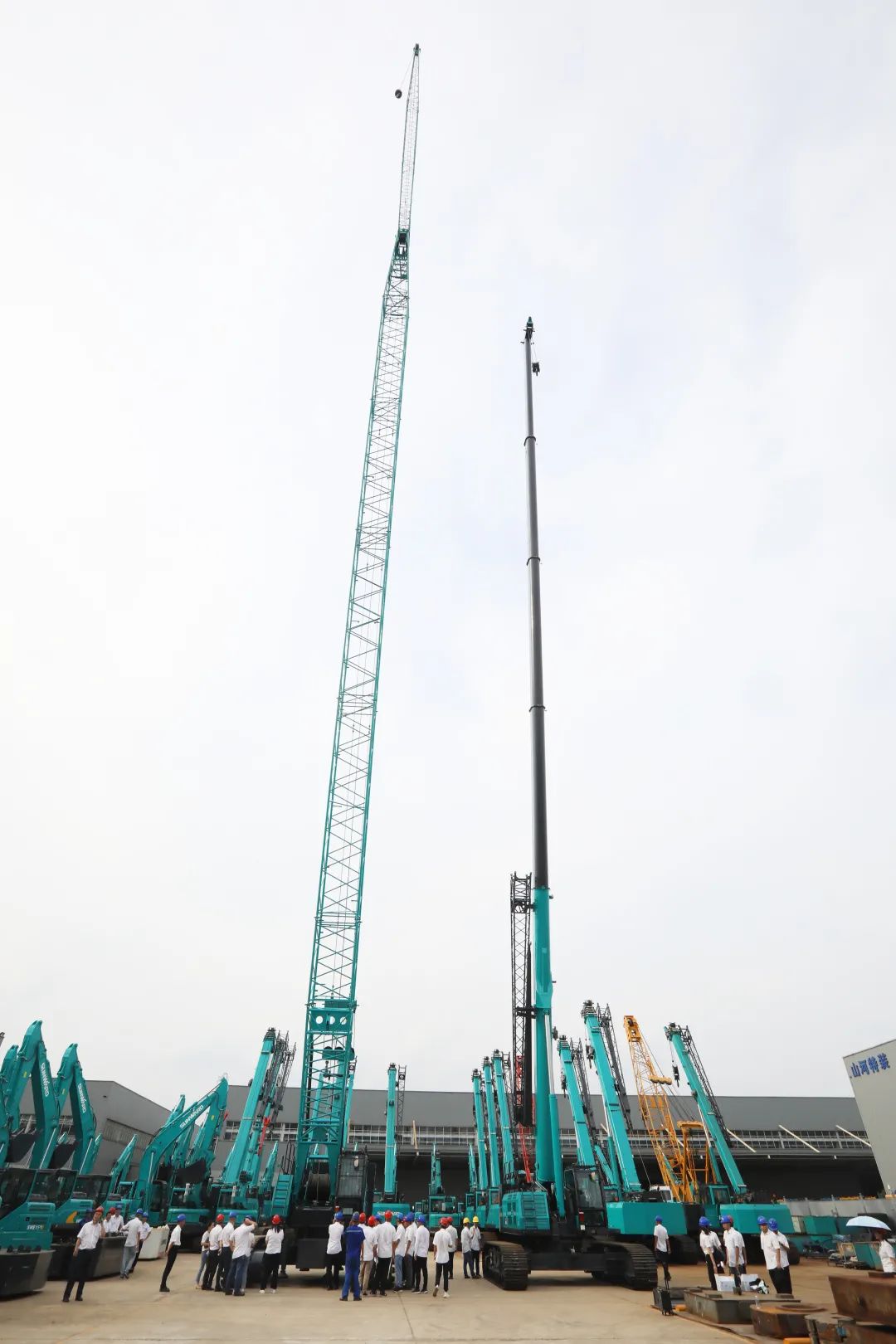 “重”磅出击！尊龙凯时ag智能起重机械组团“登场”