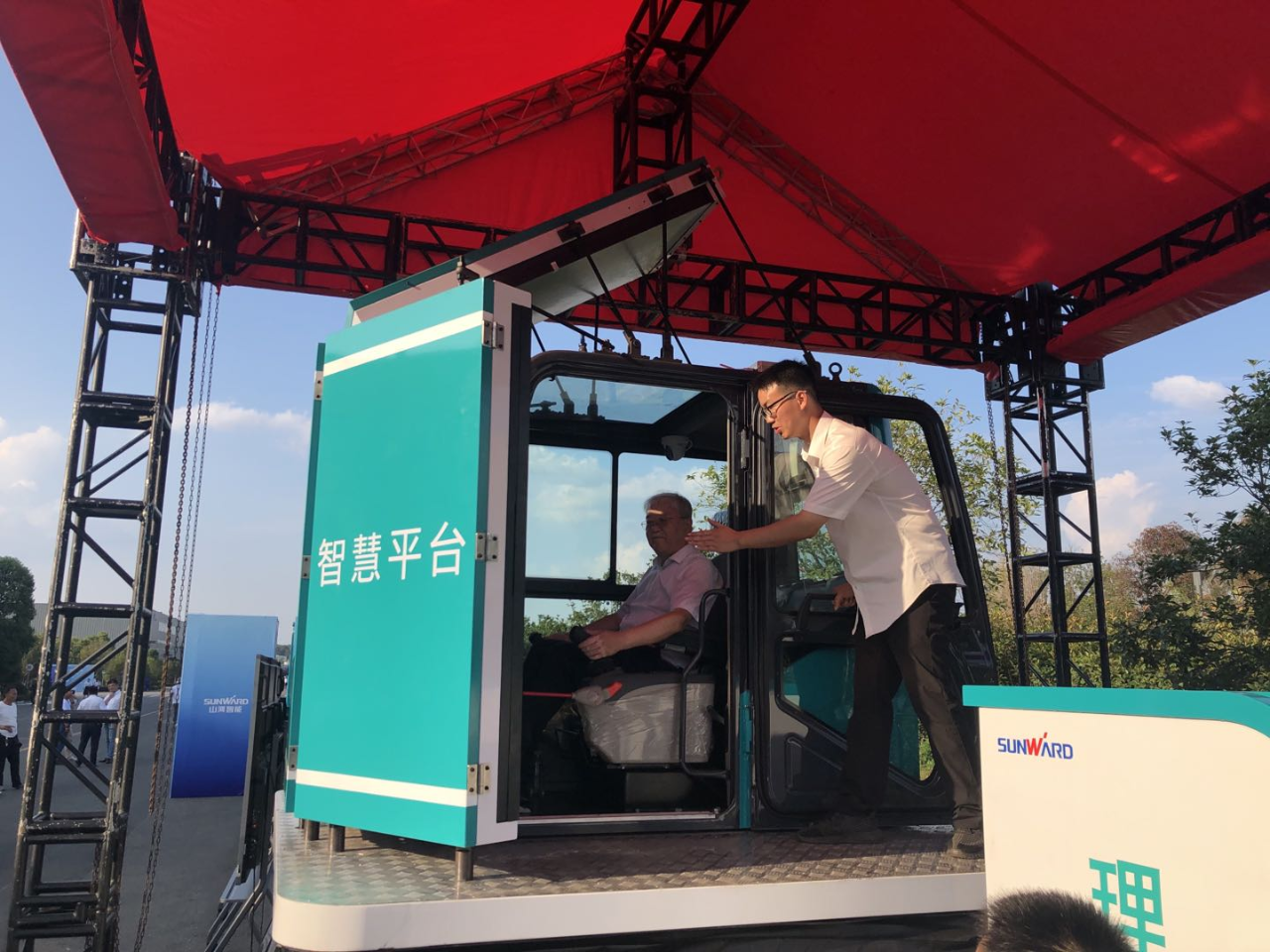 远程？+仿真培训！全球首创5G？胤抡媾嘌抵腔燮教ň柿料