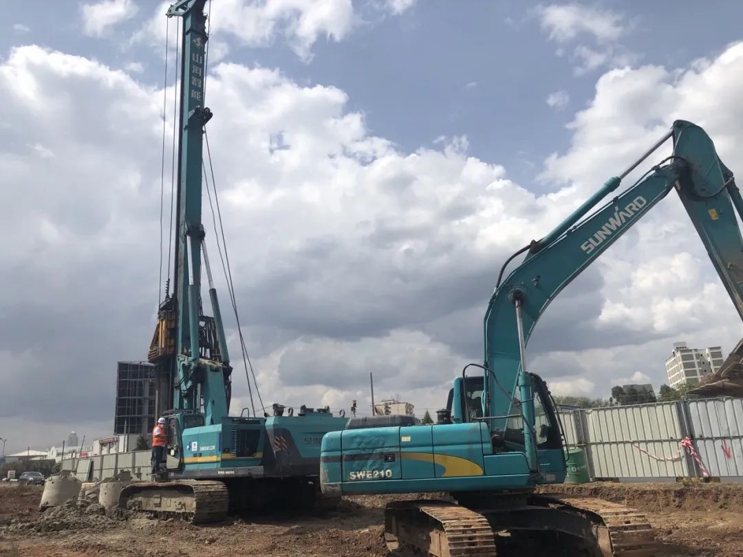 亮相中非经贸展览会！尊龙凯时ag智能尽展工程机械国产品牌魅力