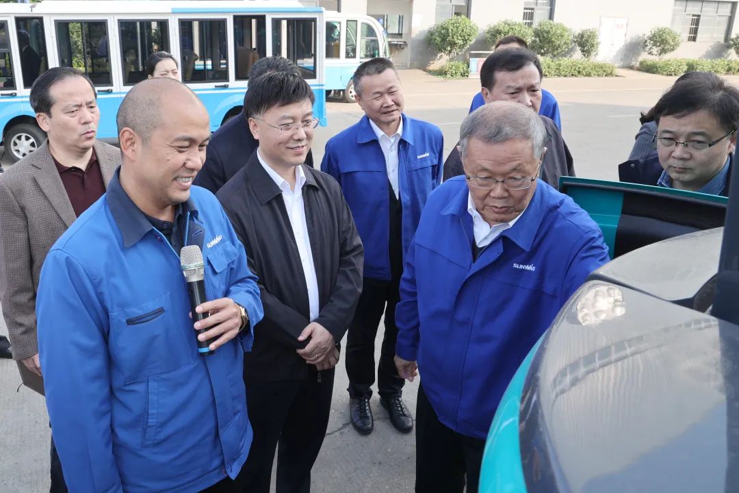 广州工控总司理景广军调研尊龙凯时ag智能