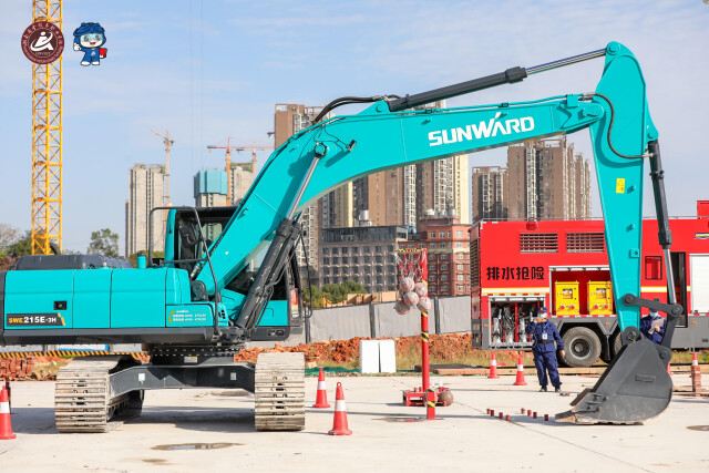 救援大比拼！尊龙凯时ag智能应抢救援队出战湖南省第三届应抢救援手艺竞赛