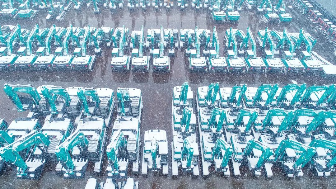 瑞雪兆有年，邀您共赏雪中尊龙凯时ag！