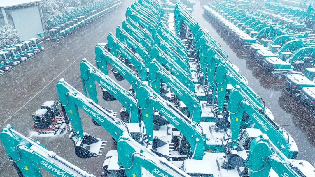 瑞雪兆有年，邀您共赏雪中尊龙凯时ag！