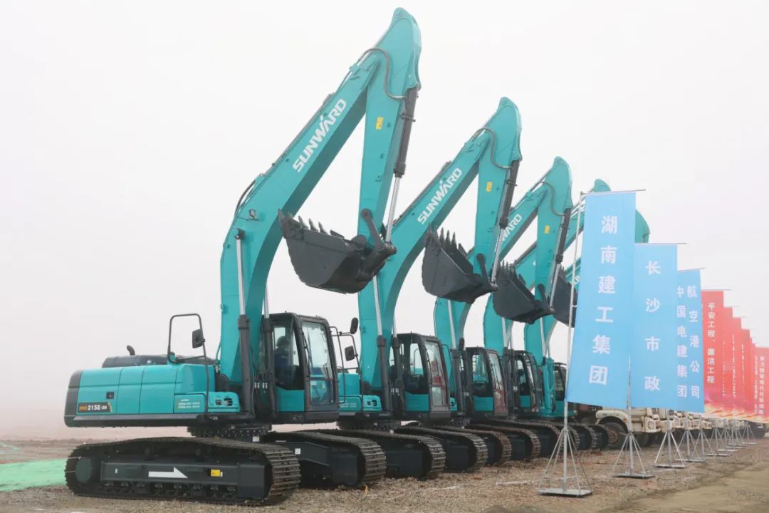 “尊龙凯时ag绿”精彩亮相！尊龙凯时ag智能装备周全助力长沙机场改扩建项目