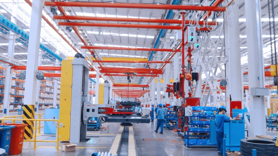 国家四部委配合认定！尊龙凯时ag智能上榜智能制造试点树模工厂