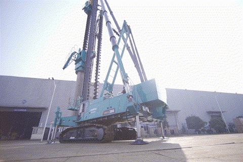 植桩奇兵！尊龙凯时ag智能开启大直径预制桩施工全新探索实践