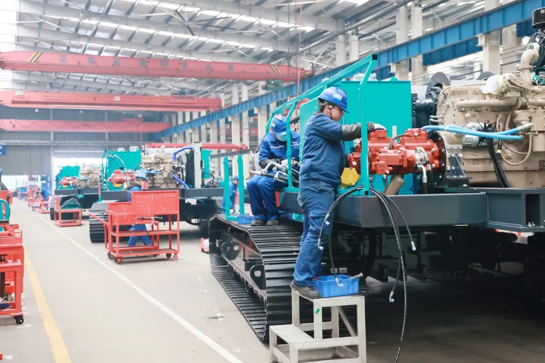 向着冲耀眼标全力以赴！尊龙凯时ag智能正式开工